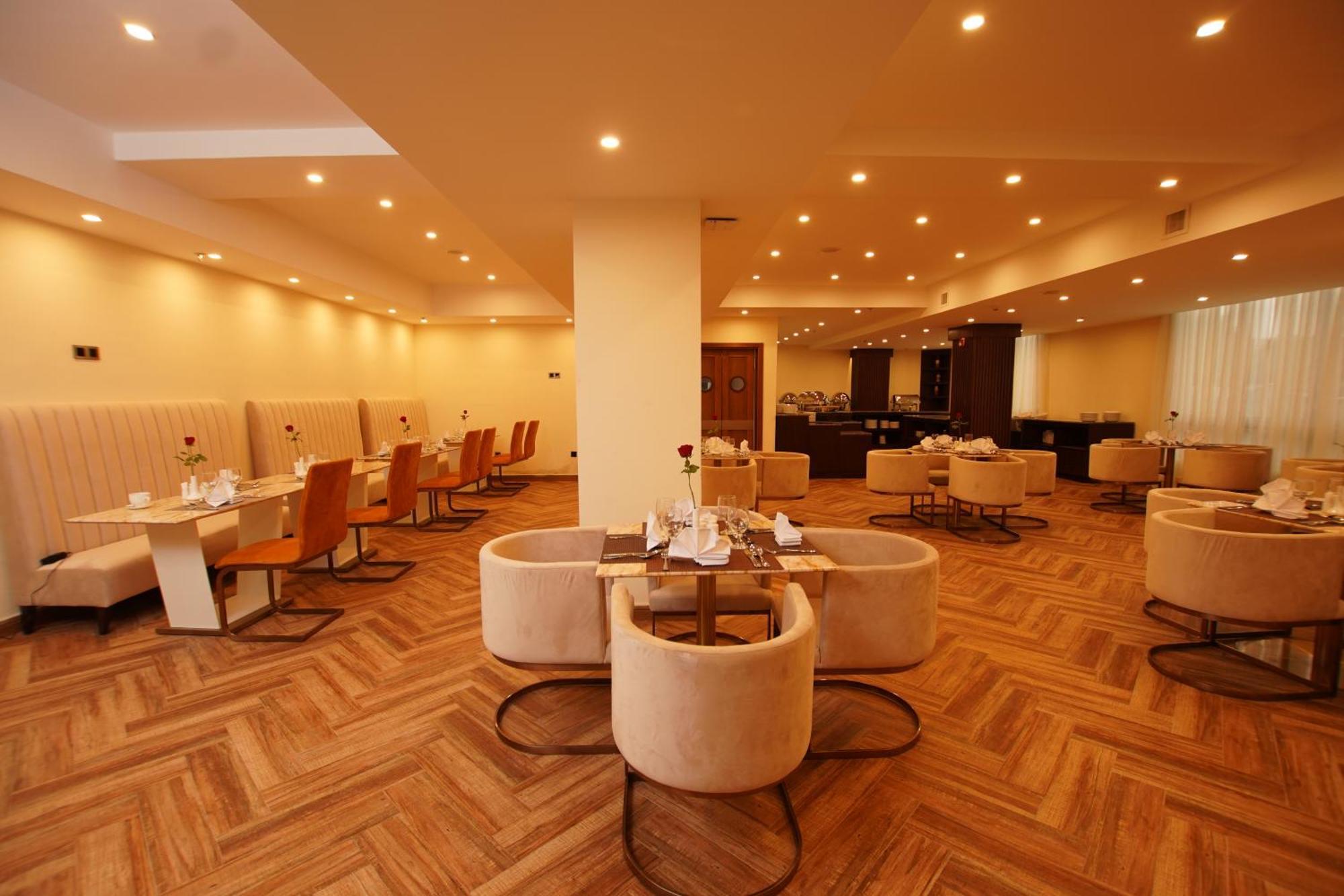 Best Western Premier Dynasty Addis Ababa Exterior photo